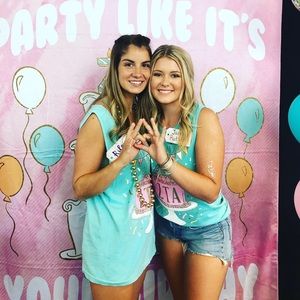 Meet your Posher, Jade